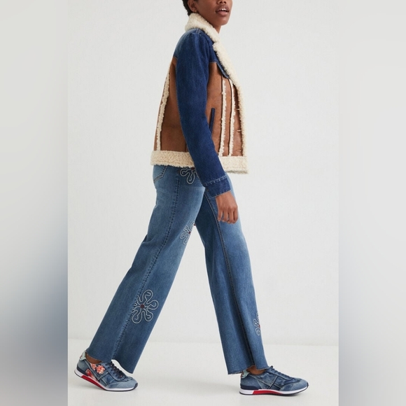 Desigual Blue and Brown Denim Jacket with Shearling - Picture 11 of 11